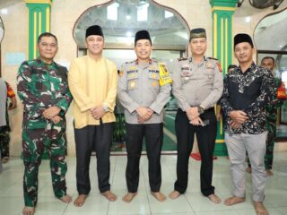 cooling-system-pemilu-damai-tahun-2024,-kapolsek-patumbak-dampingi-waka-polda-sumut-safari-subuh