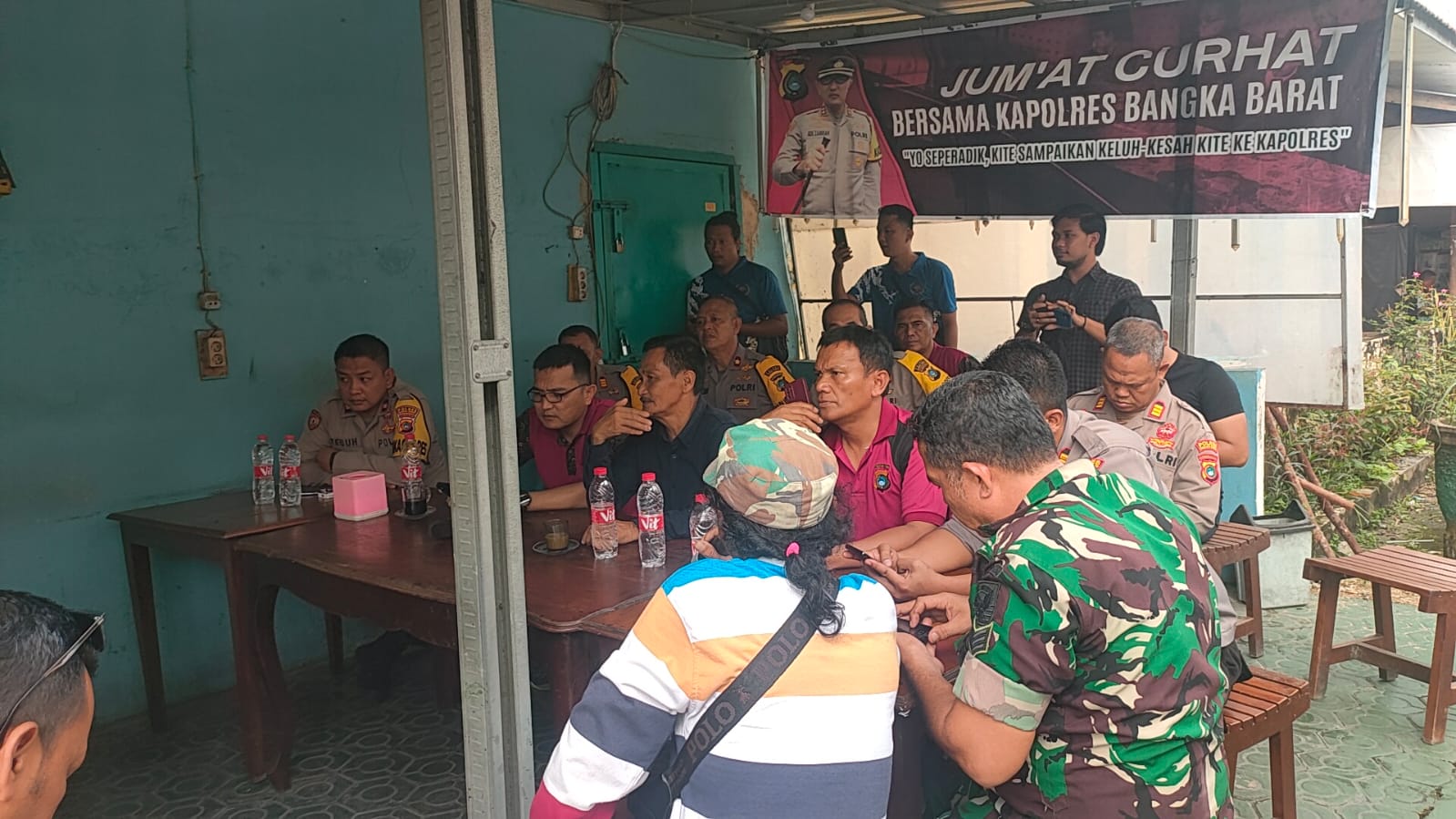 kapolres-bangka-barat-bersama-dandim-0431/babar-hadiri-langsung-jumat-curhat-bersama-masyarakat-muntok