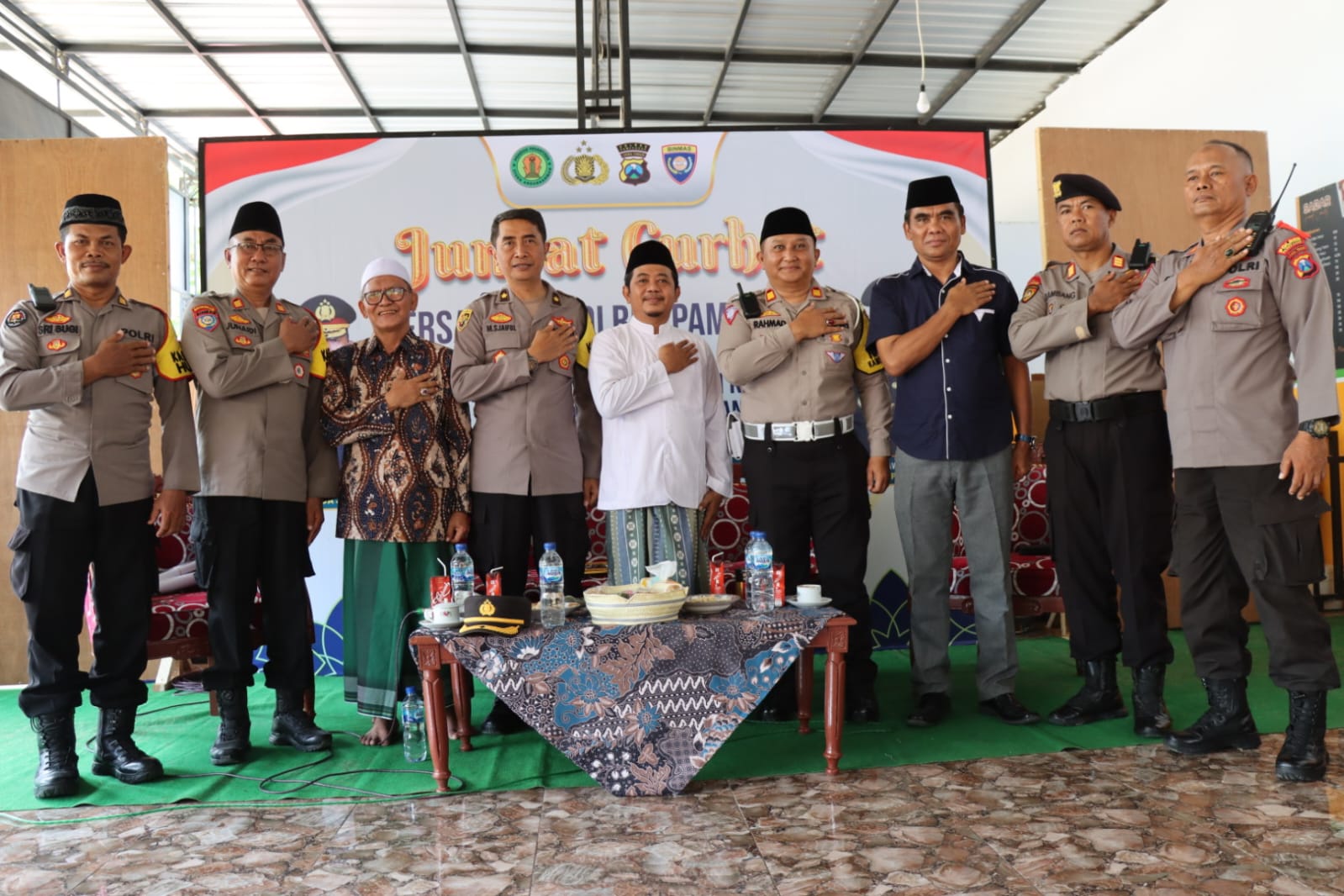 polres-pamekasan-gelar-jumat-curhat-di-ponpes-syech-abdurrahman-rabah-desa-sumedangan