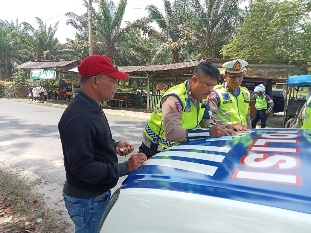 sat-lantas-polres-sergai-berhasil-menekan-penggunaan-knalpot-brong-di-teluk-mengkudu