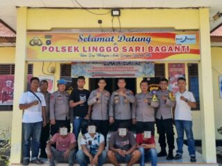 polsek-lengayang-dan-linggo-saribaganti-berhasil-menangkap-4-pelaku-pencurian-ternak