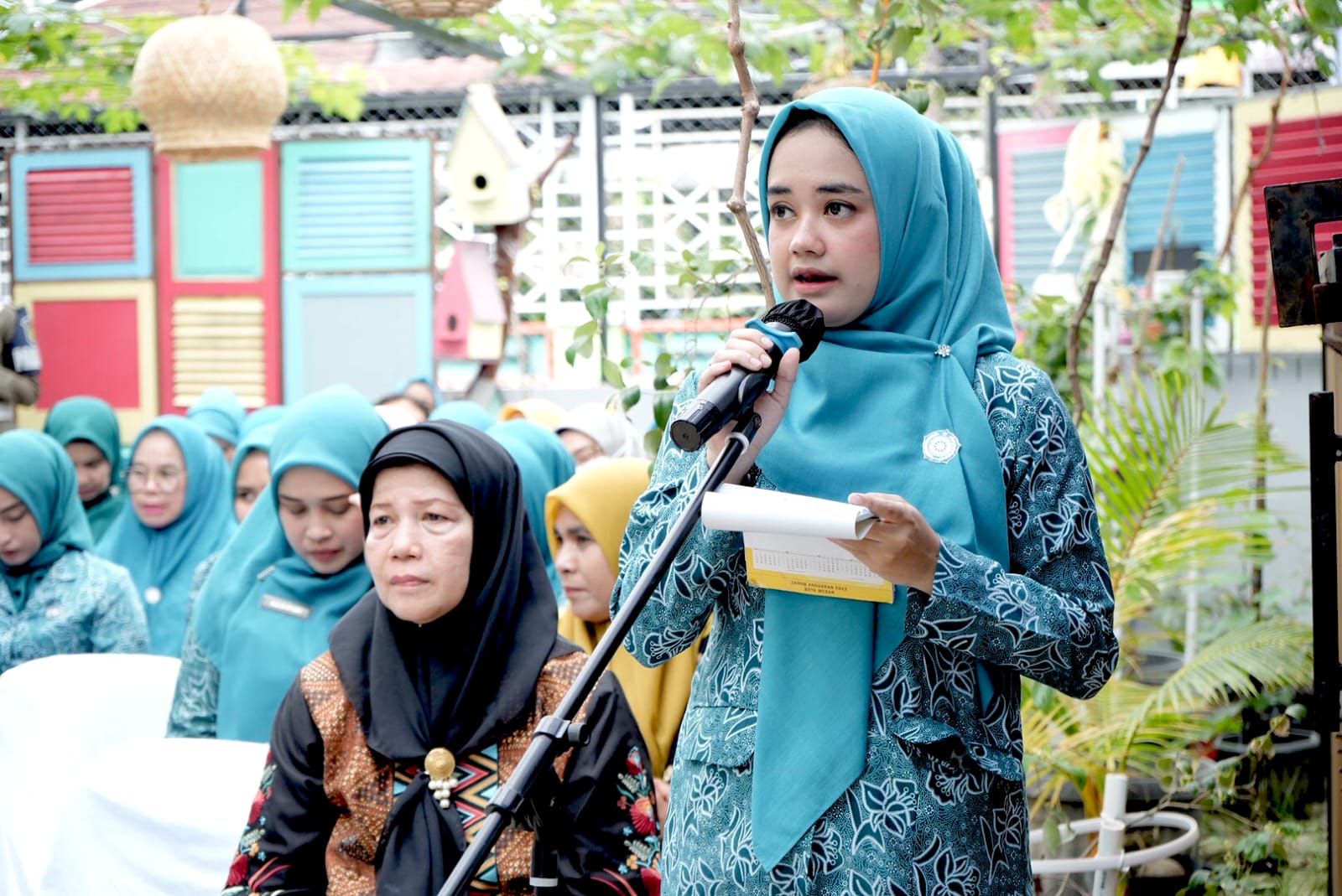 supervisi-lomba-hatinya-pkk,-tim-tp-pkk-medan-kunjungi-kelurahan-gedung-johor