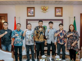 bobby-nasution-sambut-baik-2-mahasiswa-asal-sumut-yang-ingin-kembangkan-mobil-listrik