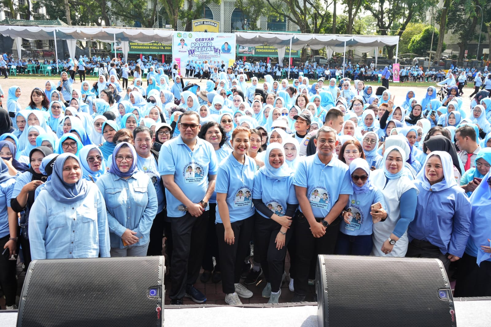 hadiri-gebyar-kader-sehat-bersama-pkk-kota-medan,-kahiyang-ayu-:-kita-awali-2024-dengan-penuh-semangat