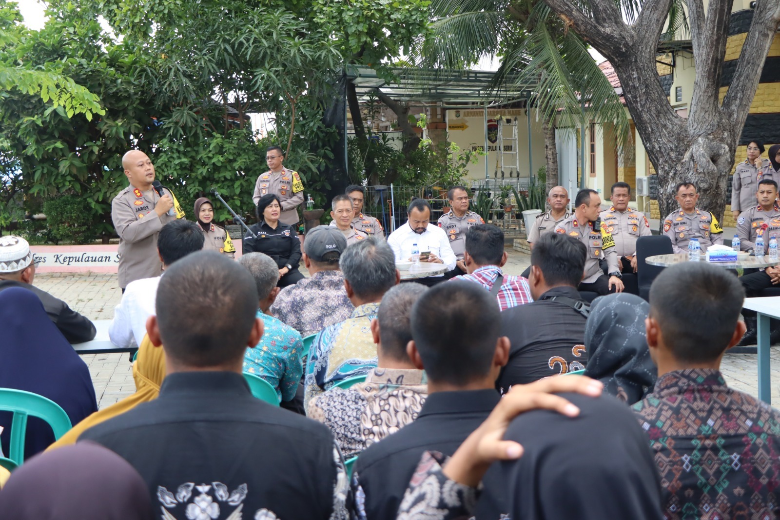 kapolres-kepulauan-seribu-bersama-pejabat-utama-gelar-silahturahmi-dengan-orang-tua-bintara-remaja-dan-casis-rekpro-polri