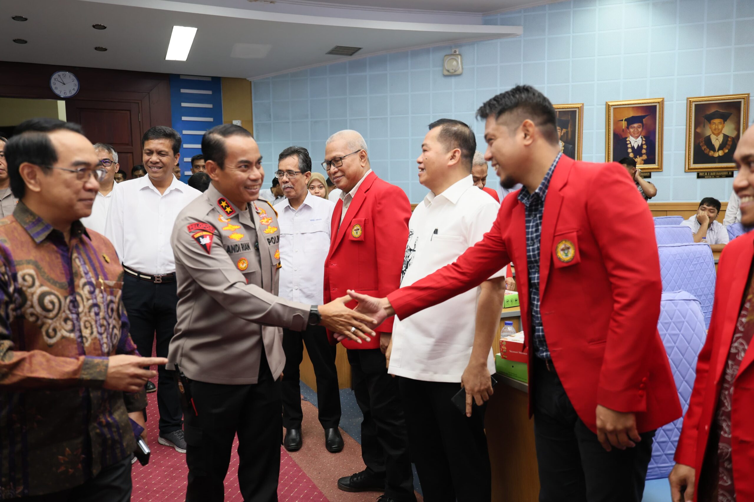 dialog-dan-silaturahmi-kapolda-sulsel-dengan-civitas-universitas-hasanuddin