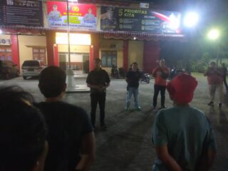 Kapolsek Patumbak dan Kanit Resmob Polrestabes Medan Gerebek Warung Kulit, Hanya Temukan Warga Main Ludo