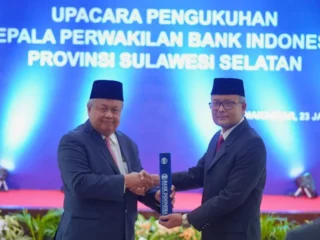 gubernur-bank-indonesia-mengukuhkan-rizki-ernadi-sebagai-kepala-kpwbi-sulsel