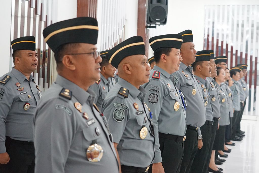 bangun-dan-jaga-citra-positif,-kalapas-binjai-theo-adrianus-hadiri-pelantikan-28-pns