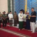 kepala-bnpt-komjen-rycko-amelza-dahniel-berikan-tausiyah-di-masjid-agung-medan