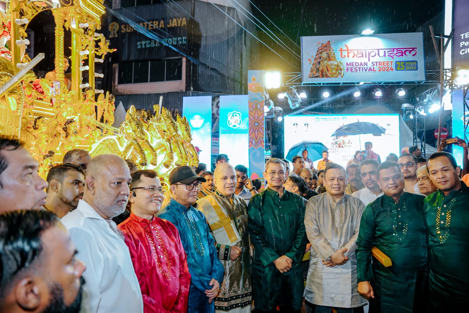 masyarakat-antusias-saksikan-perayaan-thaipusam,-tingginya-semangat-keberagaman-dan-kerukunan-di-medan