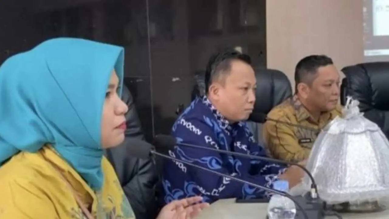 plt-kepala-dkp-makassar-pastikan-bantuan-pangan-tersalurkan-dan-tepat-sasaran