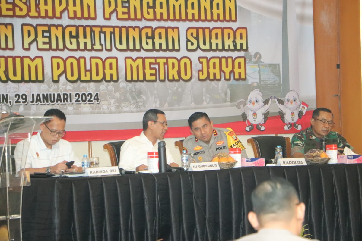 polda-metro-gelar-rapat-koordinasi-guna-optimalisasi-kesiapan-pengamanan-pemungutan-dan-perhitungan-suara