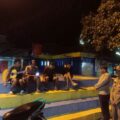 patroli-jalan-kaki-polsek-kepulauan-seribu-utara-berikan-himbauan-menjelang-pemilu-2024-di-pulau-panggang