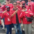 pdip-kabupaten-bekasi-berangkatkan-ribuan-warga-hajatan-ganjar-mahfud