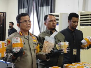 sat-narkoba-polrestabes-medan-bongkar-jaringan-indonesia-–-malaysia.-53-kilogram-sabu-disita