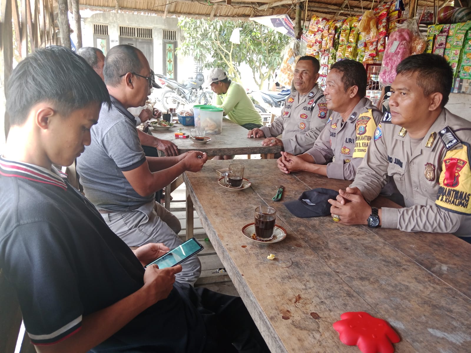 jelang-pemilu,-polsek-bandar-khalipah-cooling-system-dan-berikan-himbauan