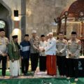 ciptakan-pemilu-damai-2024,-ditbinmas-polda-metro-jaya-adakan-sholat-subuh-keliling