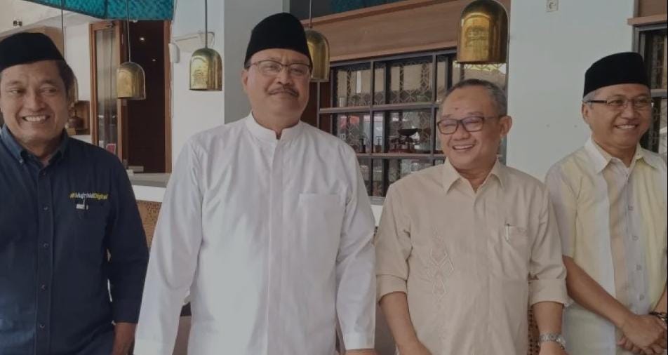 kompak,-nu-dan-muhammadiyah-berharap-pilpres-tetap-kondusif:-yang-menang-jangan-jumawa