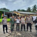 sinergitas-tni-dan-polri-di-bangka-barat-menjaga-keamanan-di-tps-pemilu-2024 