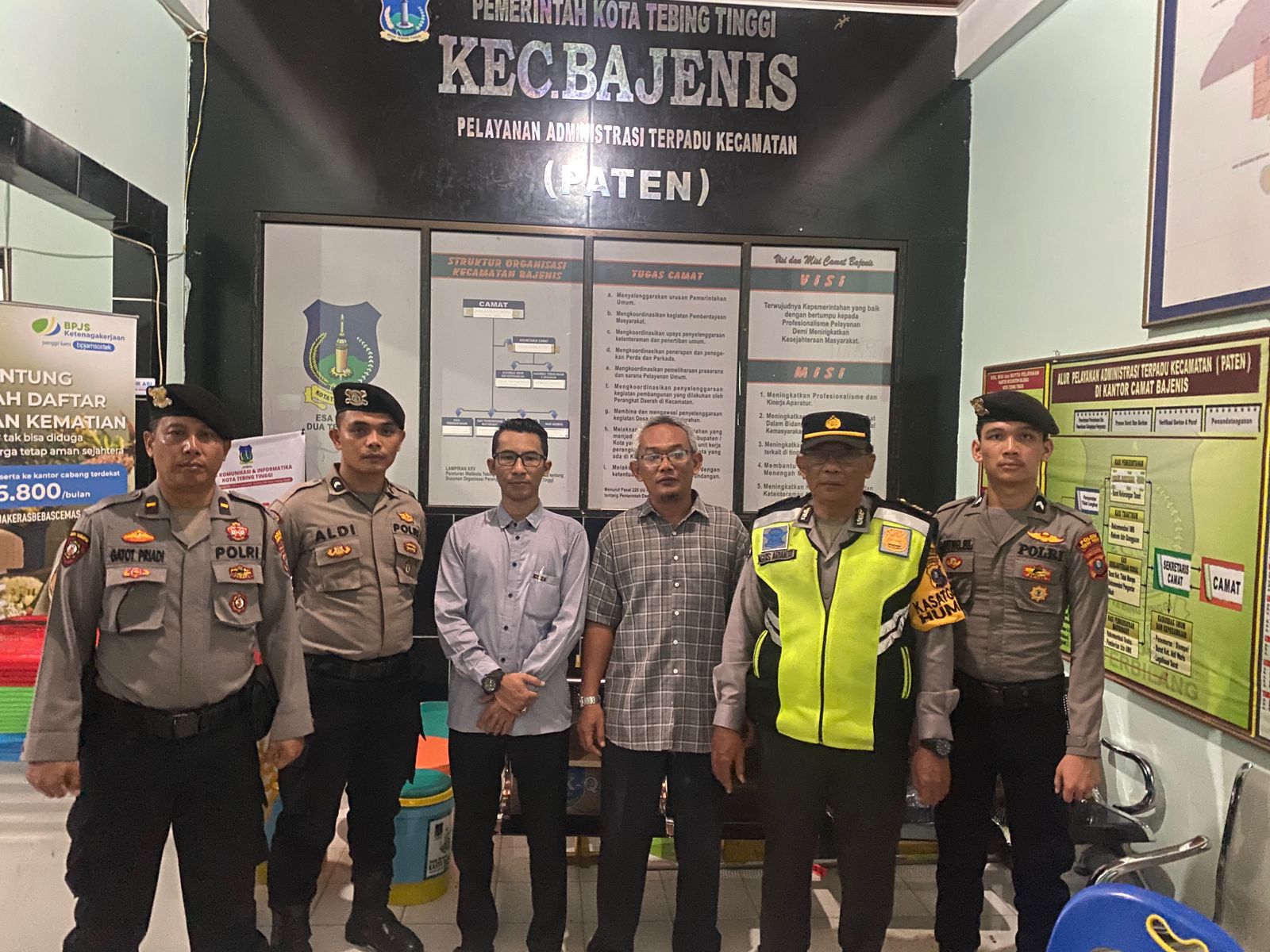 polres-tebing-tinggi-patroli-ke-kantor-ppk-pasca-penyerahan-kotak-suara-pemilu