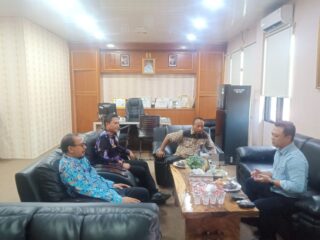 rapat-kerja-kasat-reskrim-polresta-tangerang-beserta-camat-balaraja-bahas-stabilitas-harga-kebutuhan-pokok