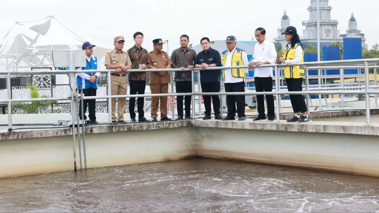 jokowi:-ipal-losari-atasi-pencemaran-lingkungan-dan-tingkatkan-kualitas-air-baku-makassar