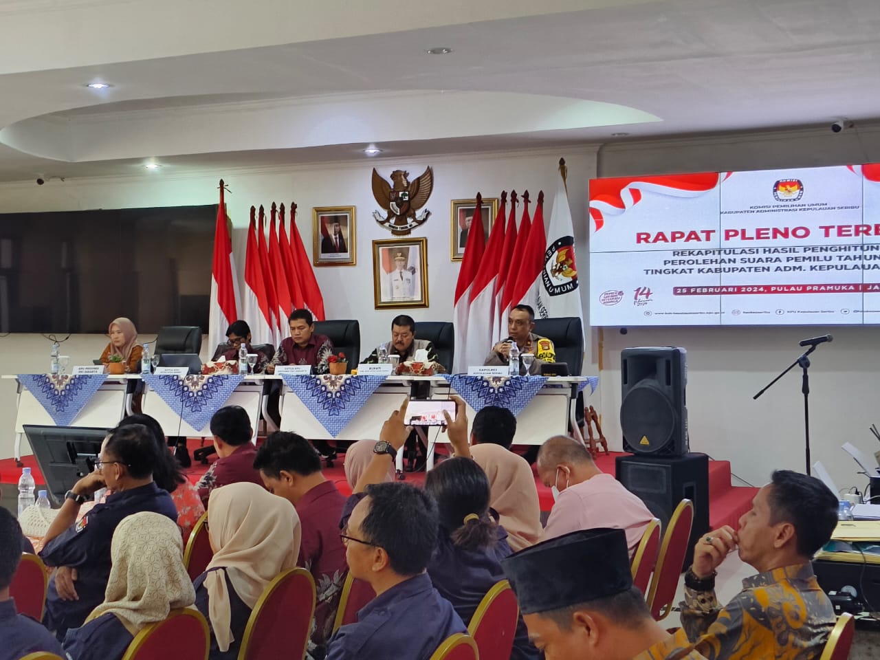 kabag-ops-polres-kepulauan-seribu-hadiri-rapat-pleno-terbuka-rekapitulasi-hasil-penghitungan-suara-pemilu-2024