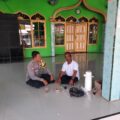 Bhabinkamtibmas Pulau Lancang Jalin Silaturahmi dengan Tokoh Agama untuk Tangkal Radikalisme Pasca Pemilu 2024