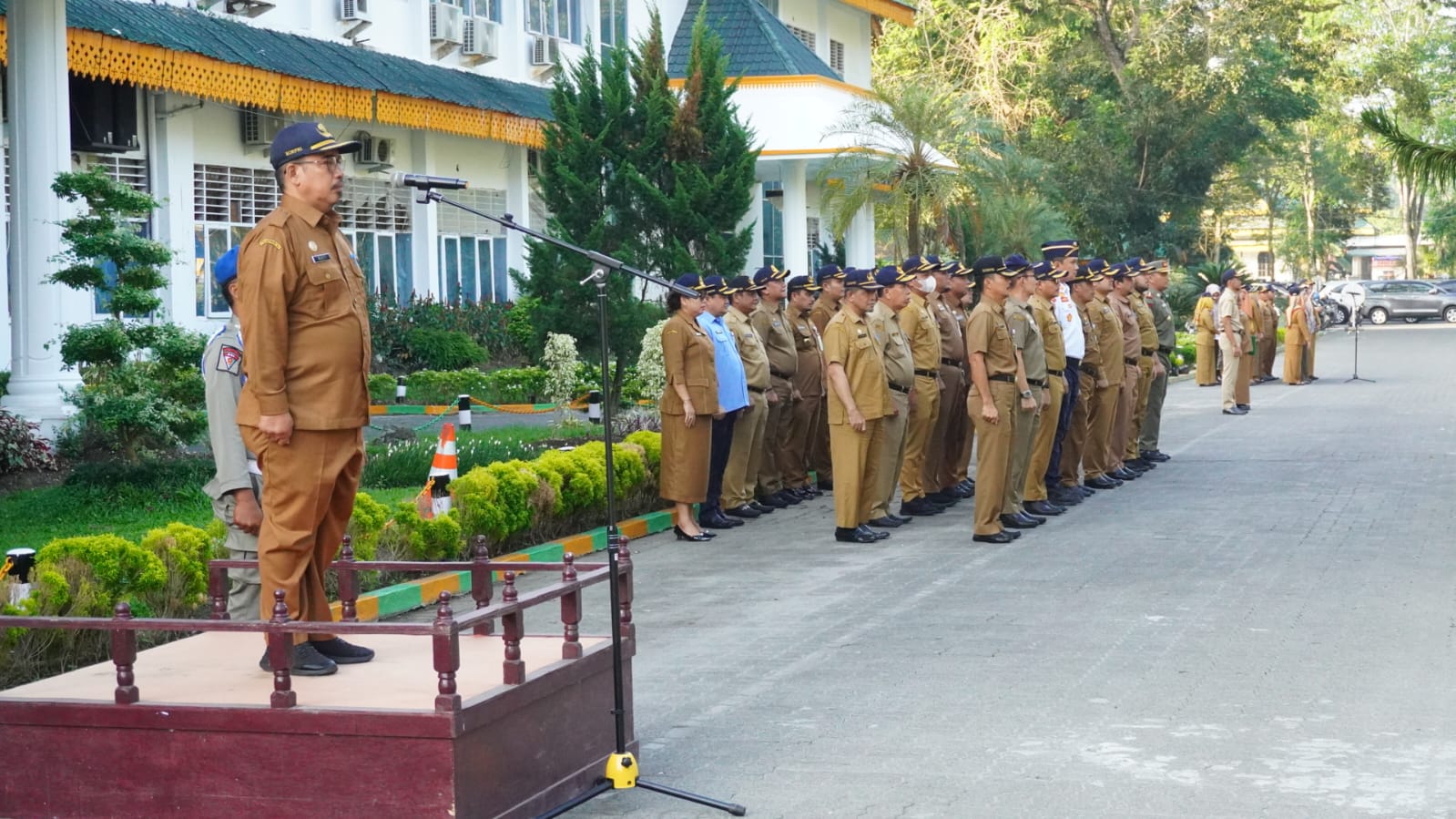 asisten-administrasi-umum-musti-tekankan-inovasi-daerah-pada-apel-gabungan-pemkab-langkat