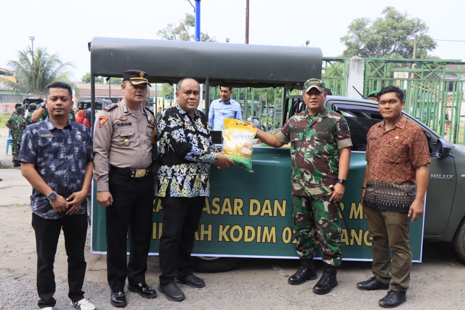 forkopimda-binjai-gelar-operasi-pasar-cek-harga-sembako-di-pasar-tavip-binjai