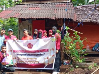 Universitas Muhammadiyah Mamuju Berbagi dan Mengajar di SD UPTD Botteng