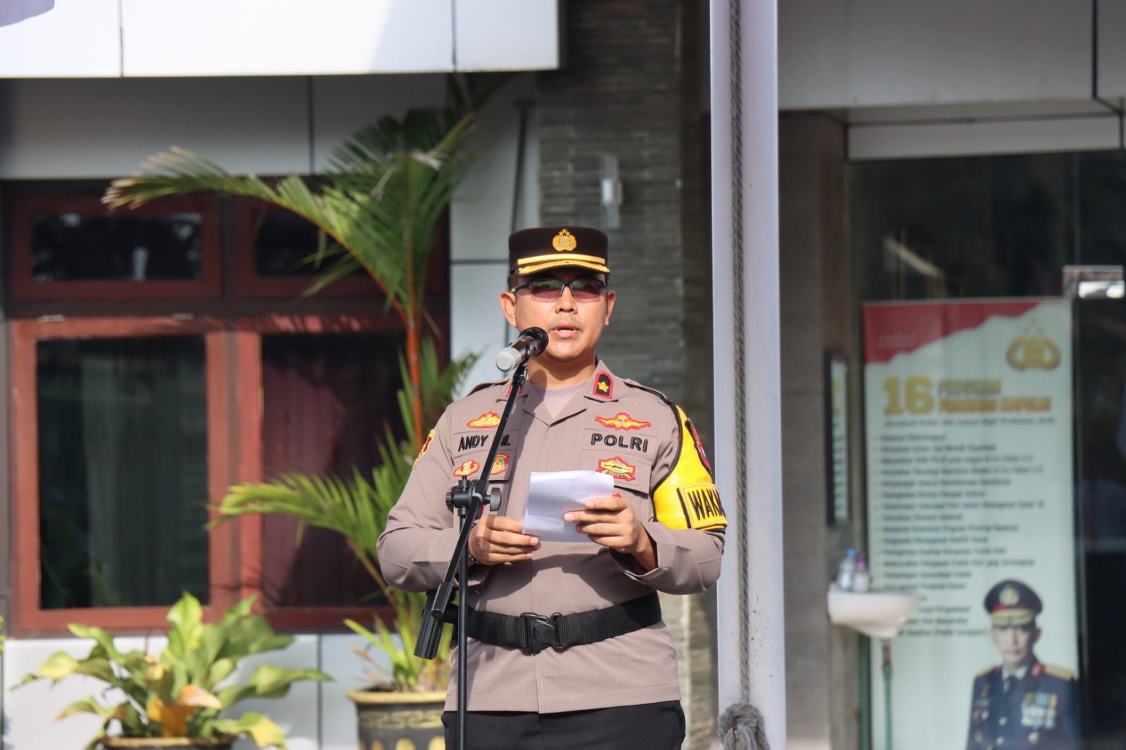 polres-pamekasan-gelar-apel-pasukan-operasi-keselamatan-semeru-2024-dan-pencanangan-aksi-keselamatan-jalan