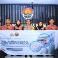 kadiv-humas-polri-beri-reward-umroh-kepada-anggota