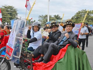 naik-becak-!!-pj-walikota-letnan-hadir-di-pembukaan-musrenbang-rkpd-2025-sumut