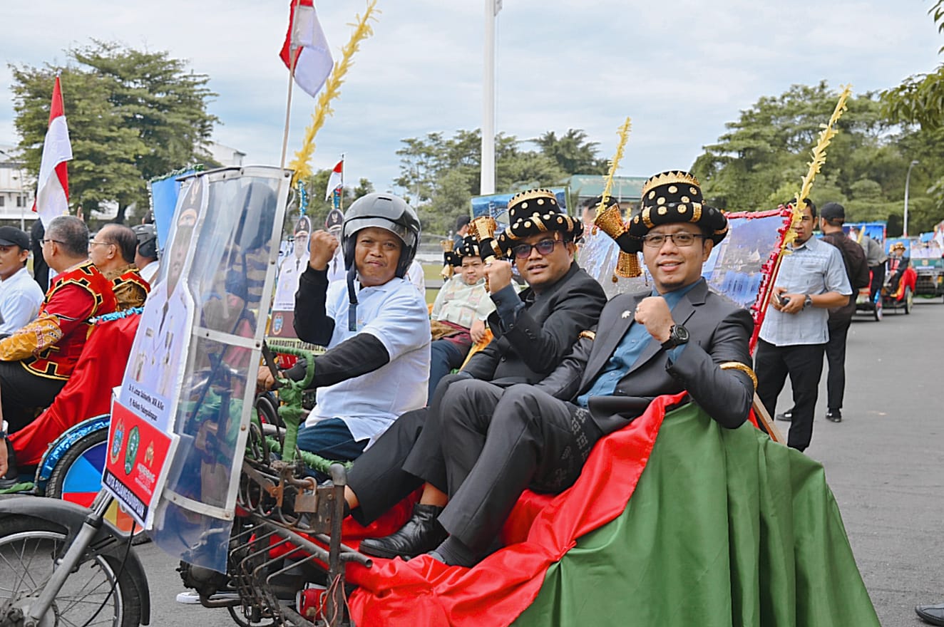 naik-becak-!!-pj-walikota-letnan-hadir-di-pembukaan-musrenbang-rkpd-2025-sumut