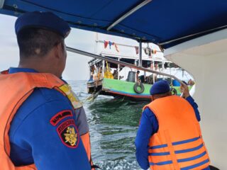 Patroli Satpolairud Polres Kepulauan Seribu Gelar Patroli Laut untuk Antisipasi Kejahatan dan Pengamanan Pilkada 2024