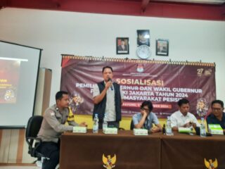 Bhabinkamtibmas Pulau Tidung Bersama KPU dan PPK Gelar Sosialisasi Peningkatan Partisipasi Pemilih Muda di Pulau Payung