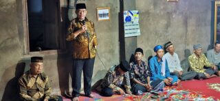 Bursah Zarnubi Hadiri Tahlilan 40hr Alm. Suryati di Muara Danau, Kikim Timur