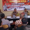 Kunjungan Kerja Wakapolres Pamekasan, Laksankan Tugas Sesuai SOP Setiap Tahapan Pilkada 2024