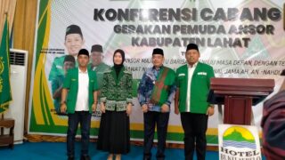 Hadiri Konfercab III GP Ansor Lahat, Berikan Motivasi Bursah Zarnubi Terima Sorban