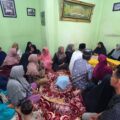 Bursah Zarnubi Melayat ke Rumah Duka Alm. Sukri