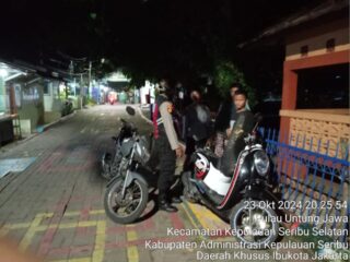 Polsek Kepulauan Seribu Selatan Gelar Patroli Malam Antisipasi Gangguan Kamtibmas dan Cegah Tawuran Remaja