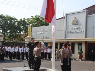 Polres Pamekasan Gelar Upacara Sumpah Pemuda ke-96, Maju Bersama Indonesia Raya