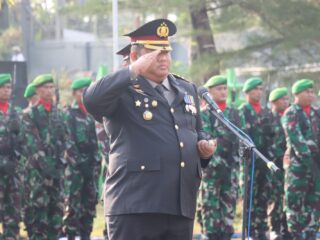 Peringati Hari Pahlawan Nasional, Kapolres Pamekasan Pimpin Giat Upacara Ziarah TMP