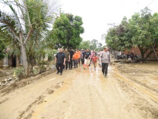 Langkah Cepat Bupati Tapsel, Jalan Lintas Yang Terdampak Banjir Dapat Di Akses Kembali