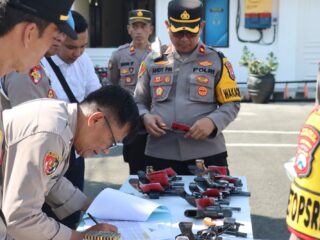 Pengawasan Dan Pengendalian, Wakapolres Pamekasan Lakukan Pengecekan Senpi Anggotanya