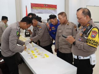 Tingkatkan Kewaspadaan, Kapolres Pamekasan Cek Kesiapan Petugas Jaga Tahanan dan Rutan