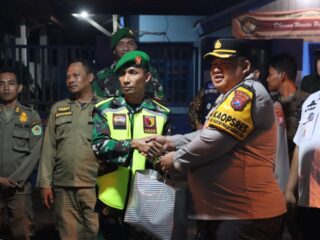 Pastikan Malam Tahun Baru 2025 Kondusif, Kapolres Pamekasan Bersama Forkopimda Kontrol Pos Pam