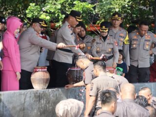 Polres Kepulauan Seribu Gelar Upacara Kenaikan Pangkat, 47 Anggota Resmi Naik Pangkat